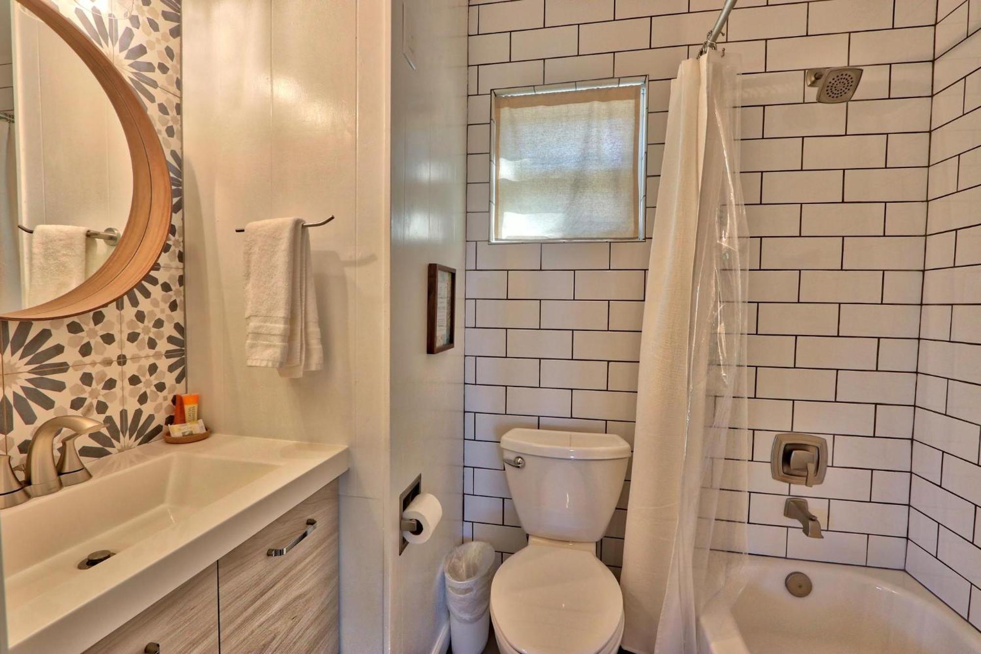 Millie'S Cottages Unit 5 - Josephine Canyon Lake Extérieur photo