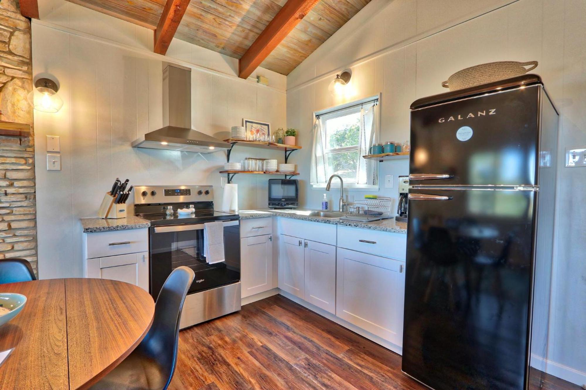 Millie'S Cottages Unit 5 - Josephine Canyon Lake Extérieur photo